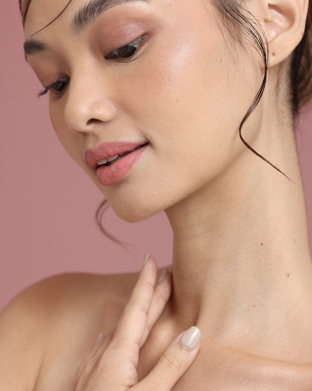 Signature facial treatment at Glam & Fab Aesthetic Center Philippines
